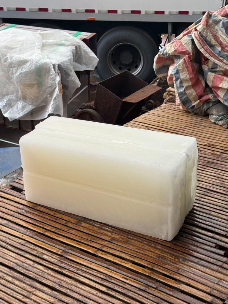 工业冰块户外装车配送